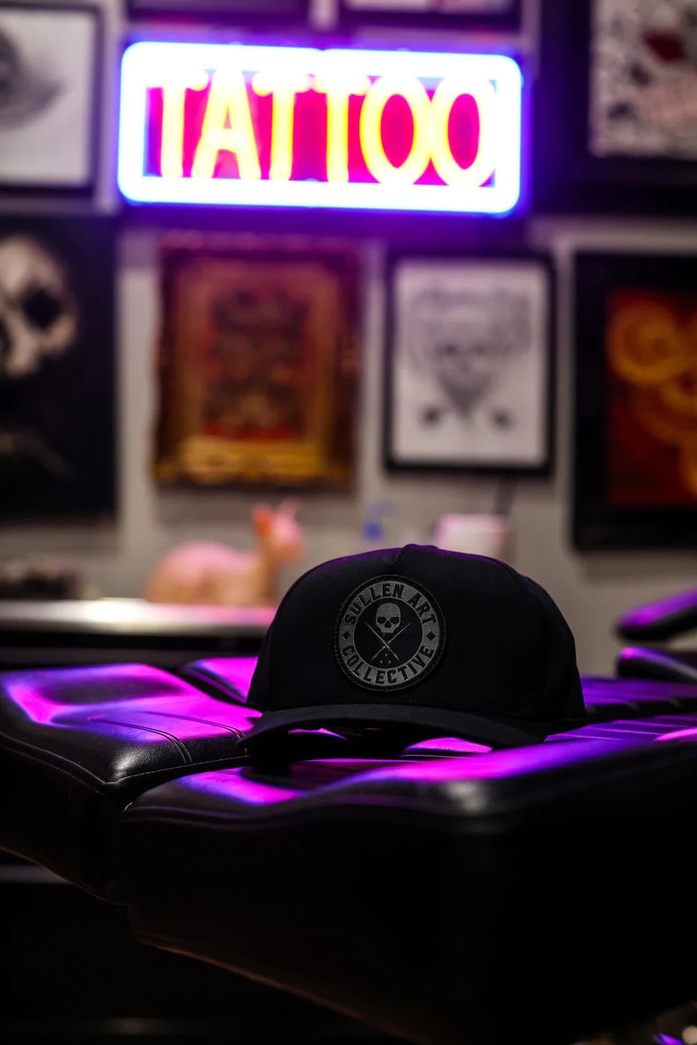 BOH CURVED SNAPBACK - BLACK/GREY