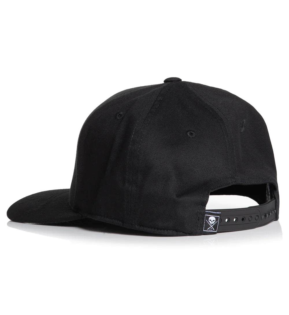 BOH CURVED SNAPBACK - BLACK/WHITE