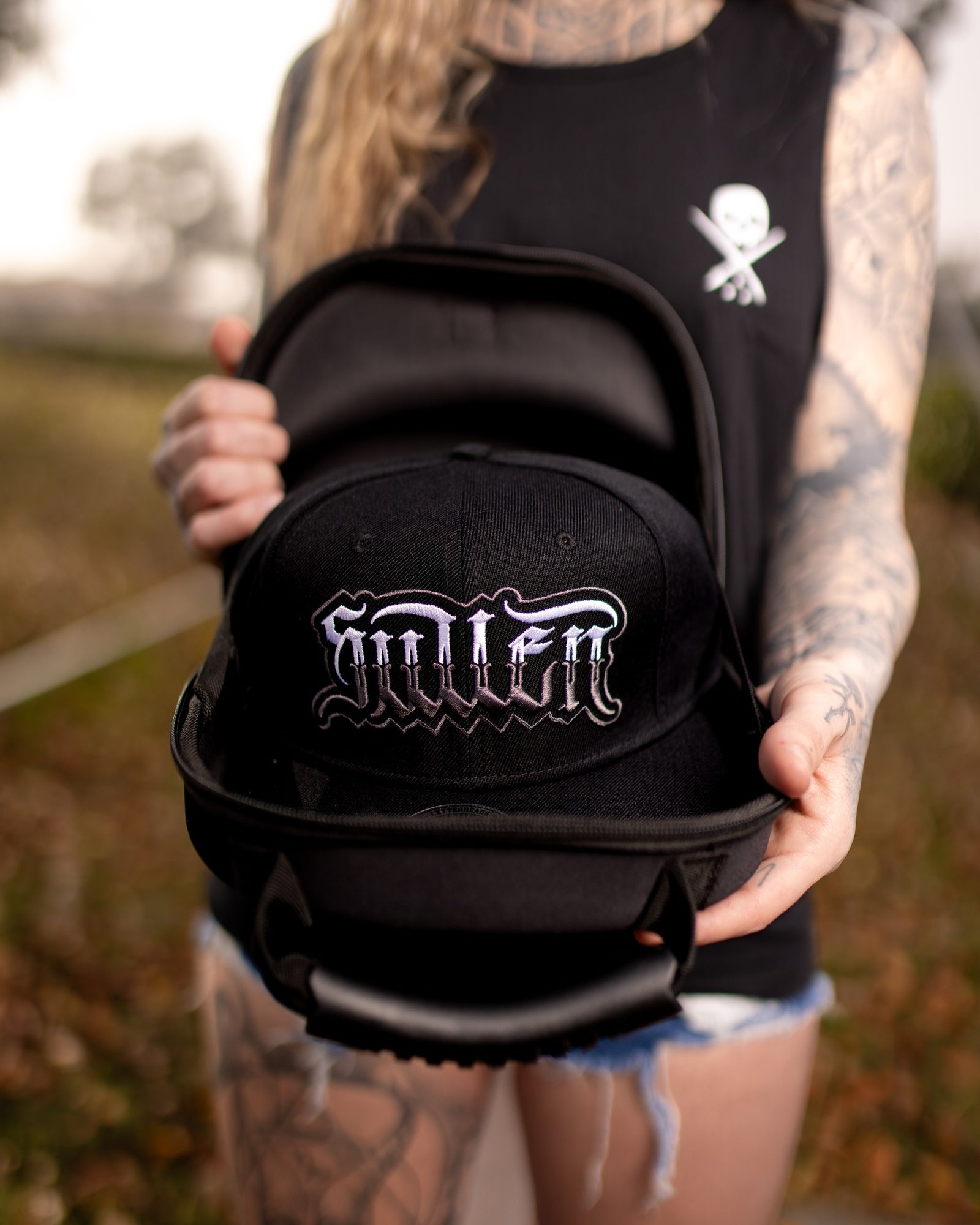 LETTERHEADS HAT CASE