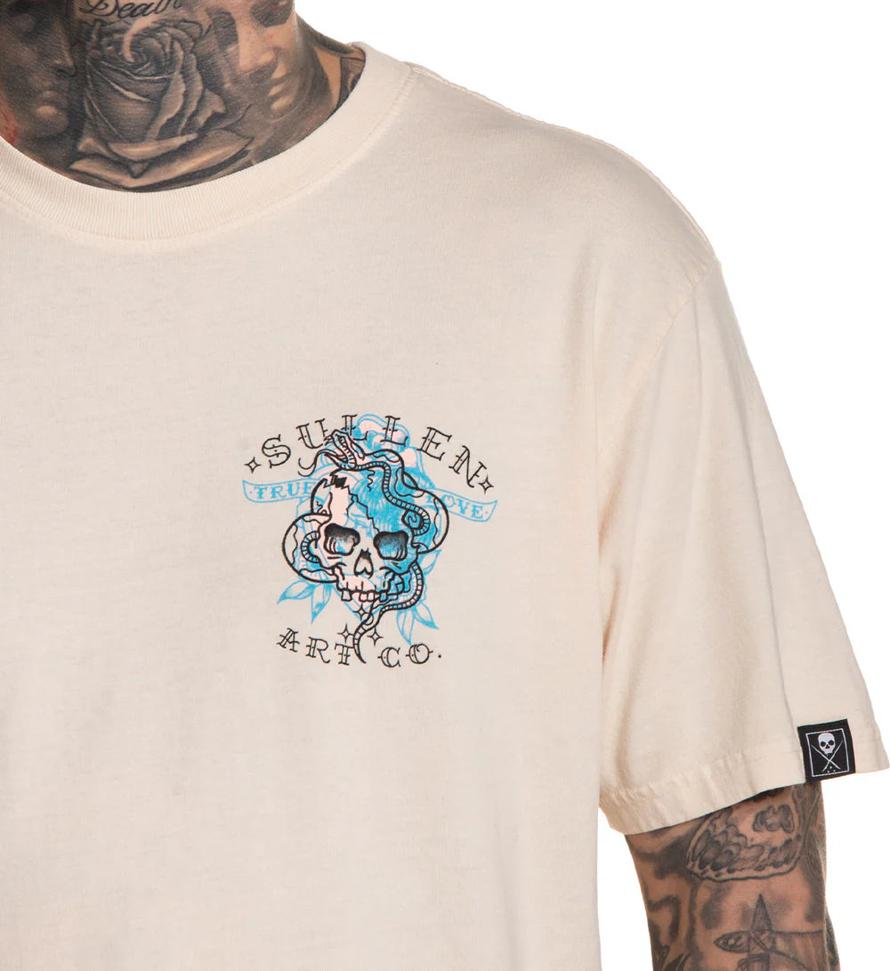 LOVE HURTS PREMIUM TEE