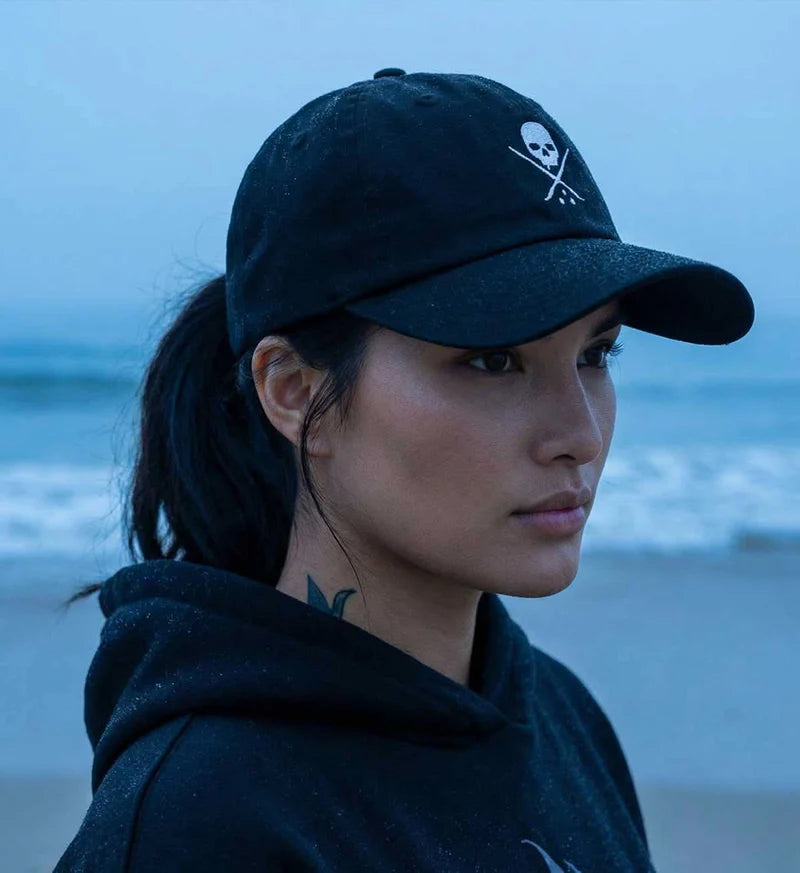 POP BADGE HAT BLACK