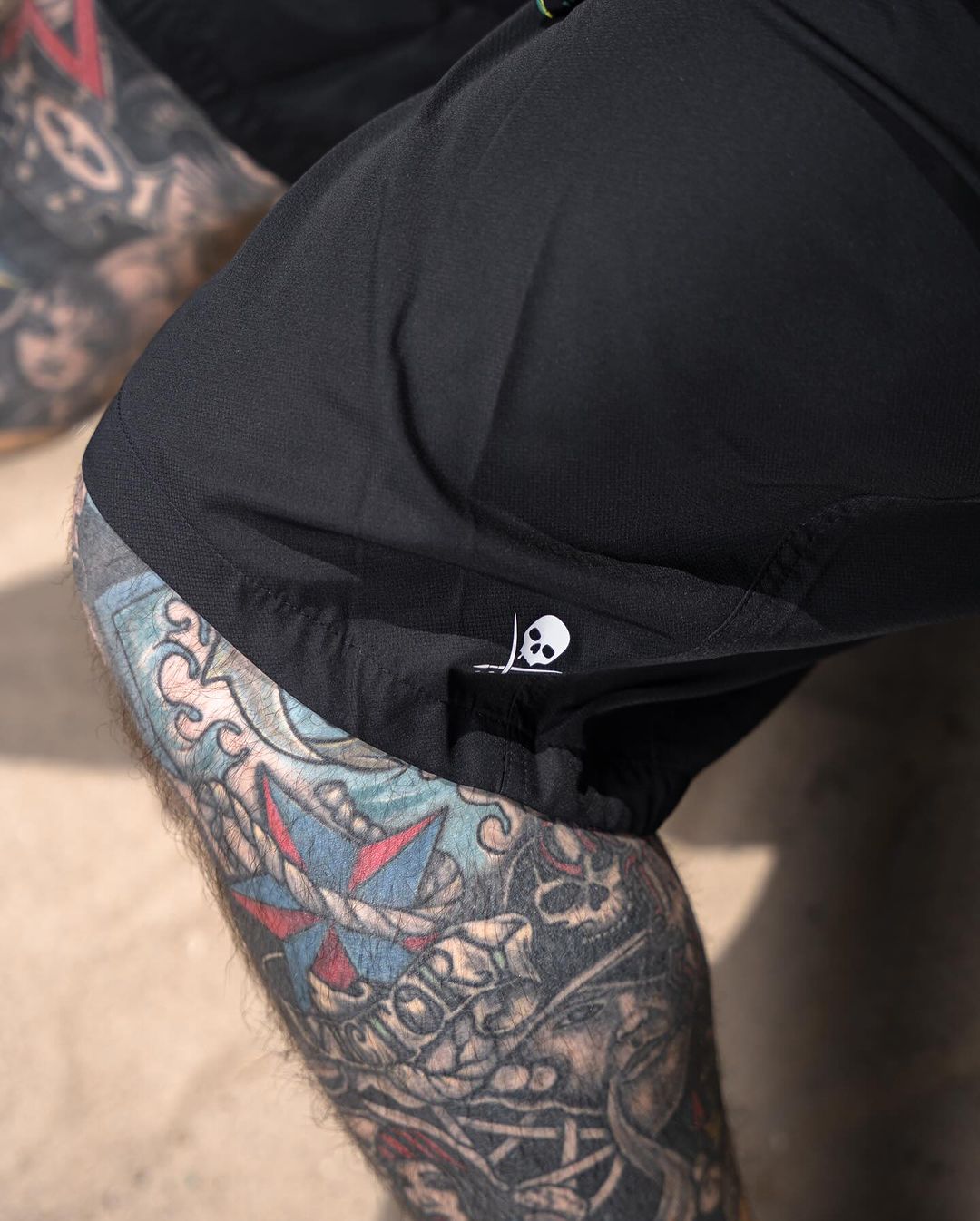 EVERYWHERE E-WAIST BOARDSHORTS