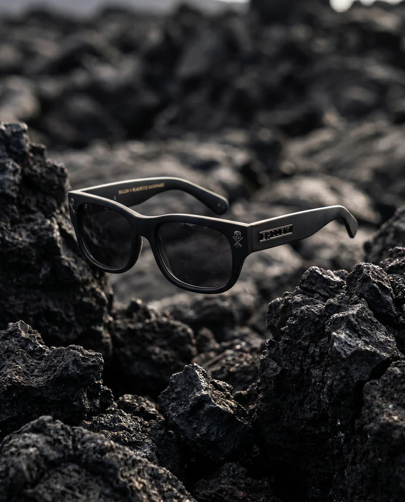 NEXT CHAPTER SUNGLASSES MATTE BLACK